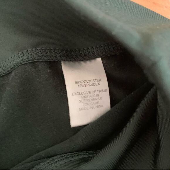 Jessica Simpson Warmup Star Print Workout Leggings - Picture 5 of 5